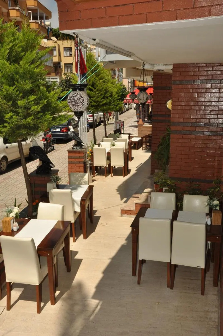 Miss Cleopatra Hotel