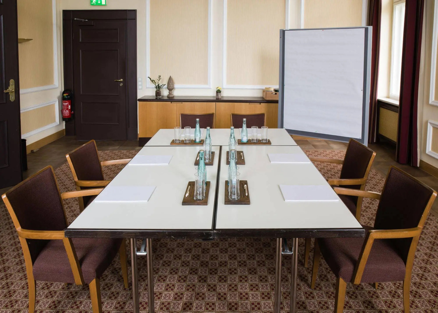 Schloss und Gut Liebenberg