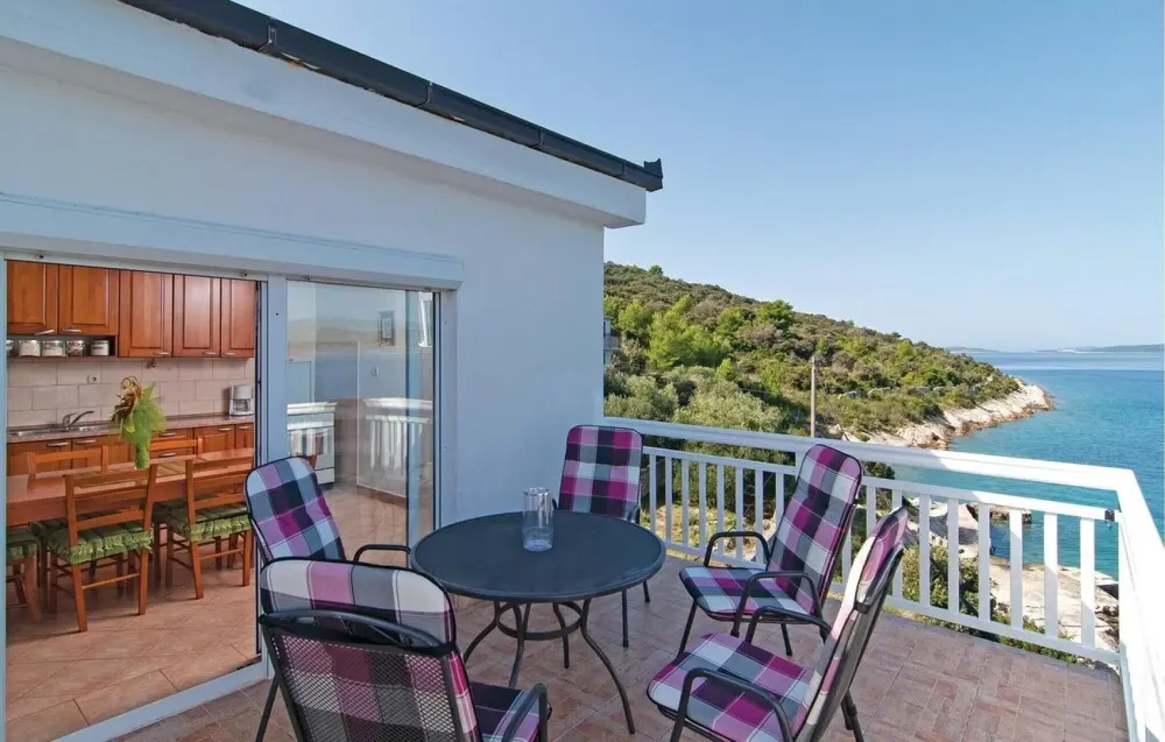 Stunning Apartment in Drvenik Veliki With 2 Bedrooms and Wifi