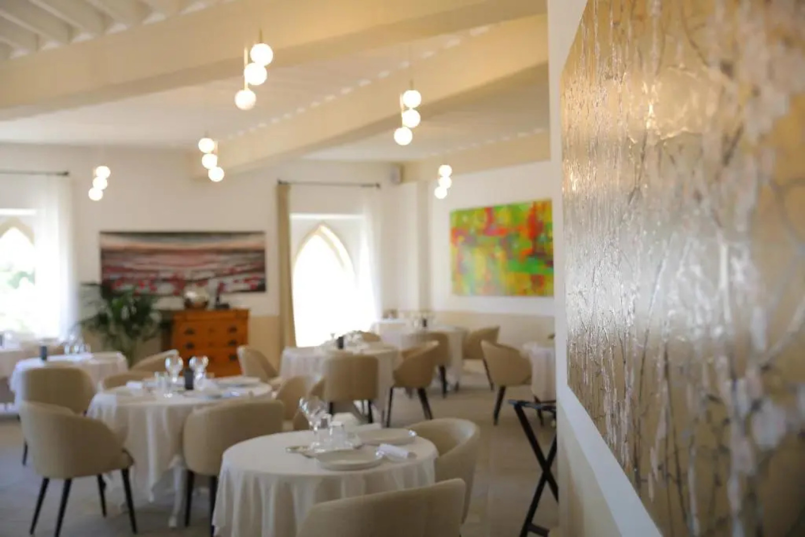 Chateau Des Fines Roches