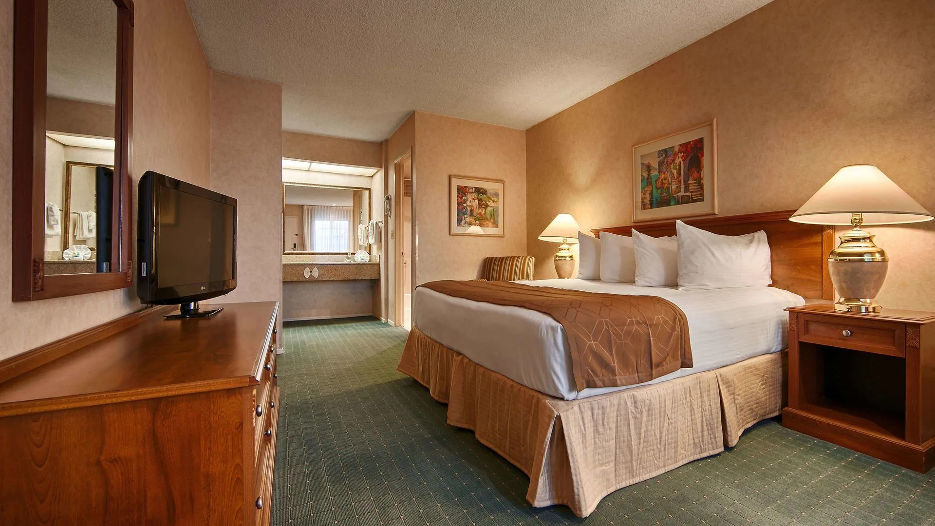 Studio 6 Corona, CA - West