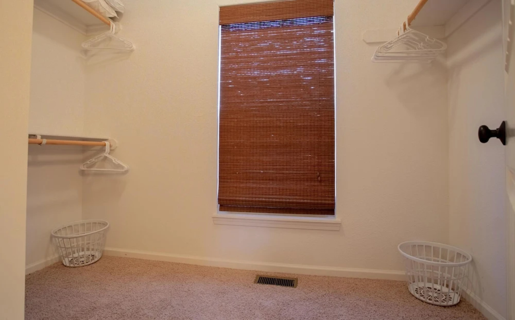 Classy Canyon Retreat - 5 Br Home