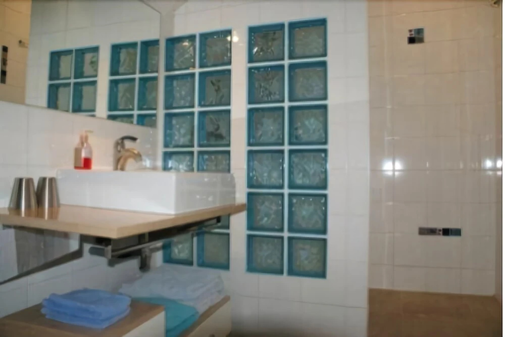 Maison dhtes la Colombire