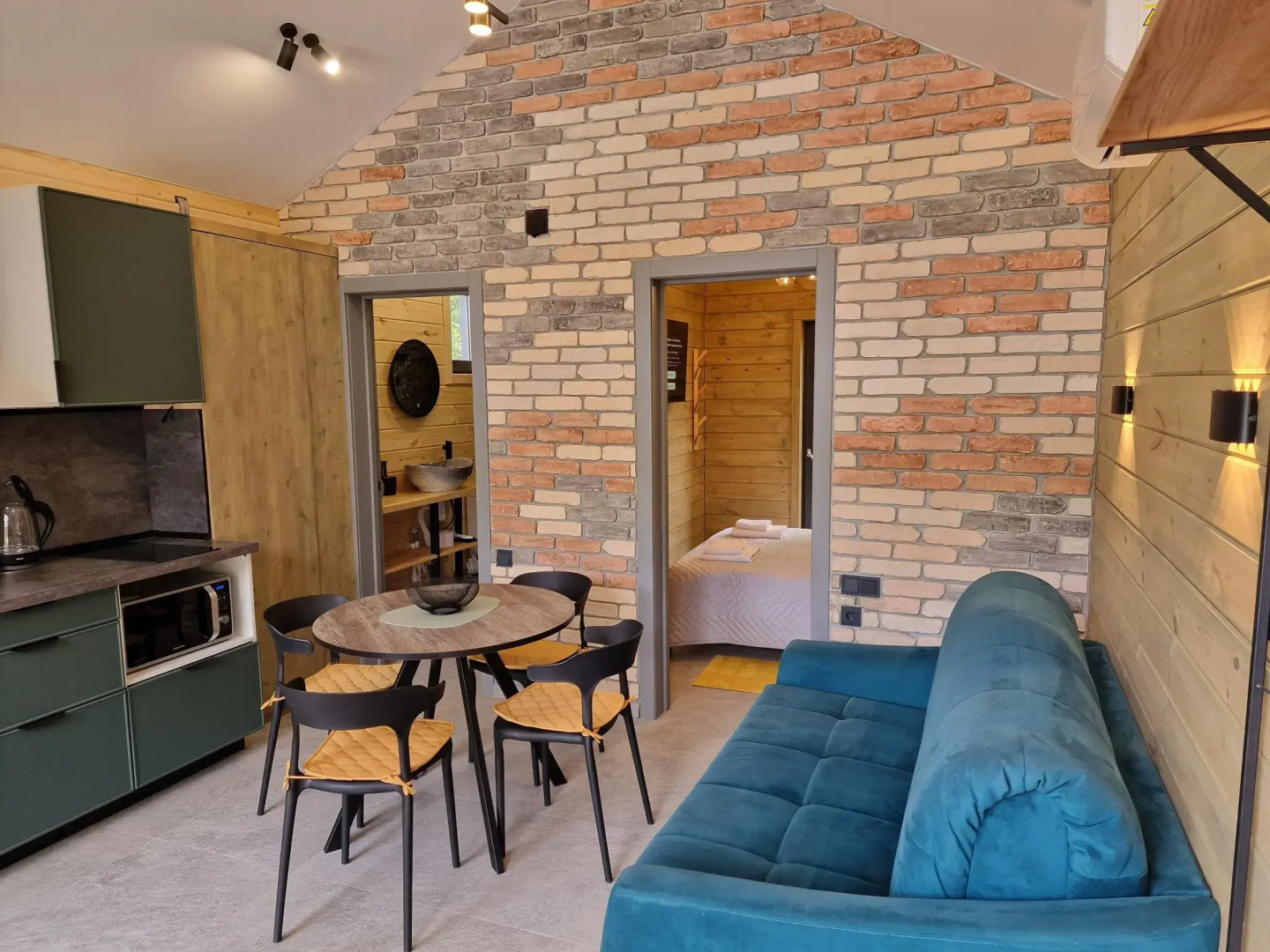 Gedeon House (Гедеон Хаус)