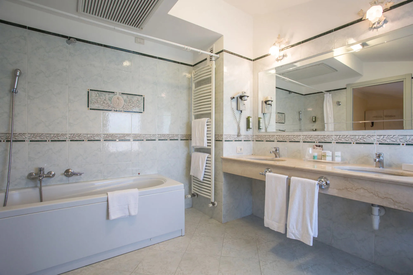 Hotel Spiaggia d'Oro - Garda Lake Collection