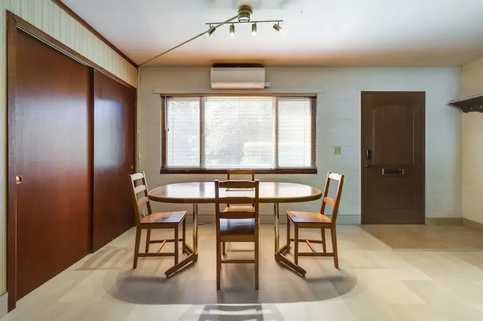 Vacation Rental 2 Mi to Clearlake Oaks Boat Launch