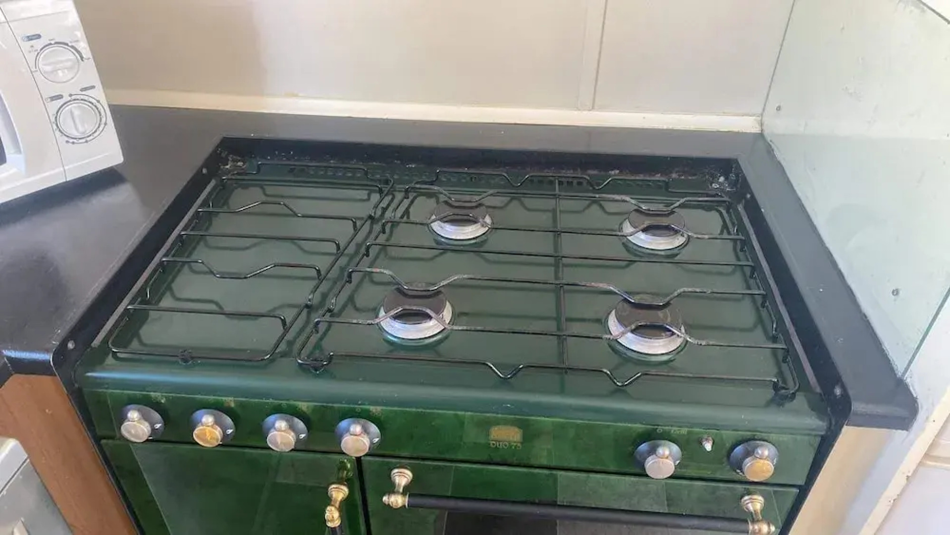 2 Bedroom two Bathroom Sunset Lodge Heachambeach