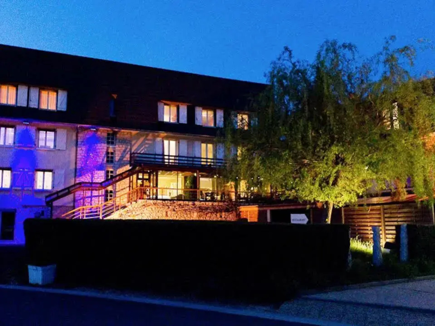 Logis Hôtel Spa Chez Camillou