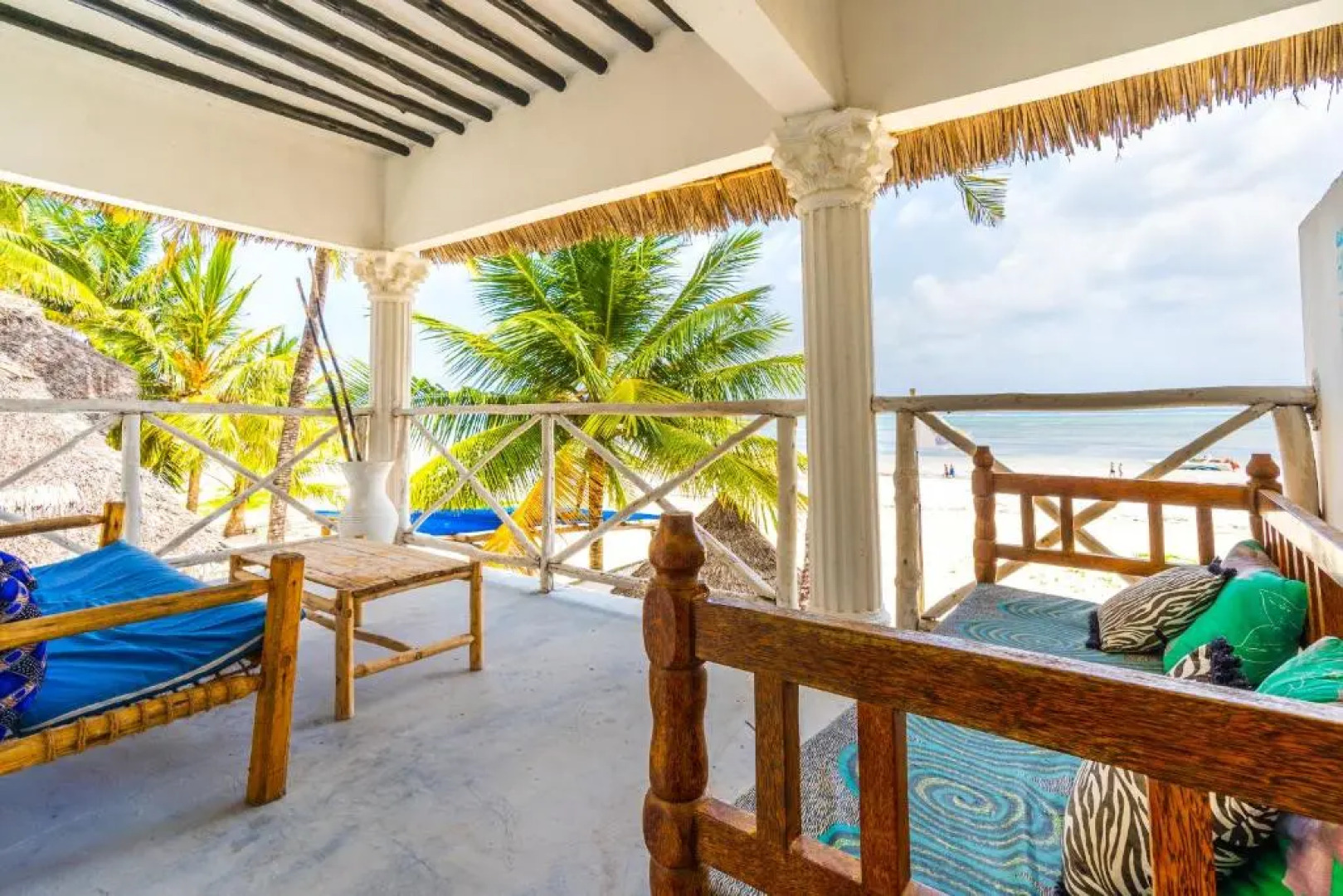 African Paradise Beach Hotel