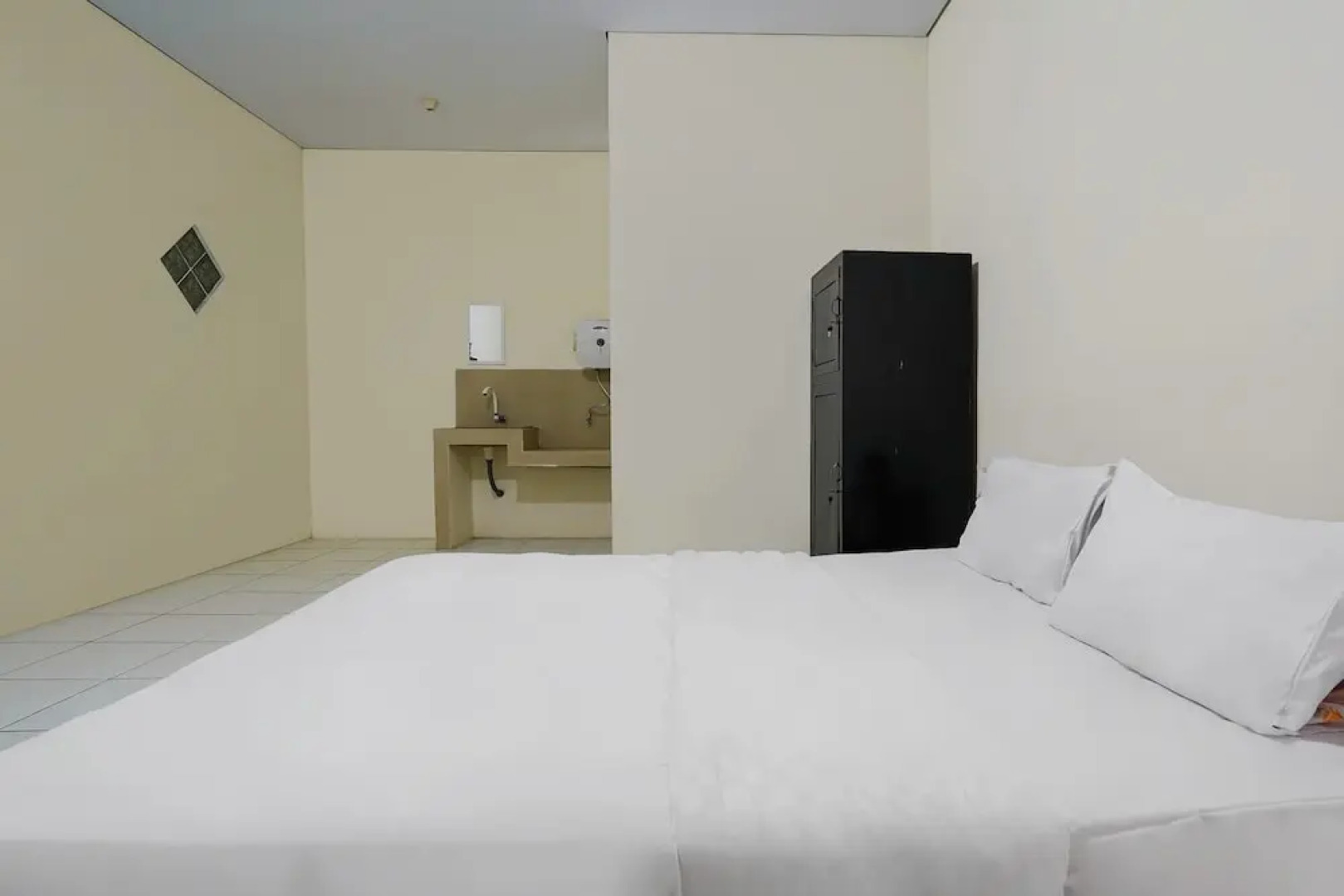 OYO Life 92641 Guest House Palinggihan Ii