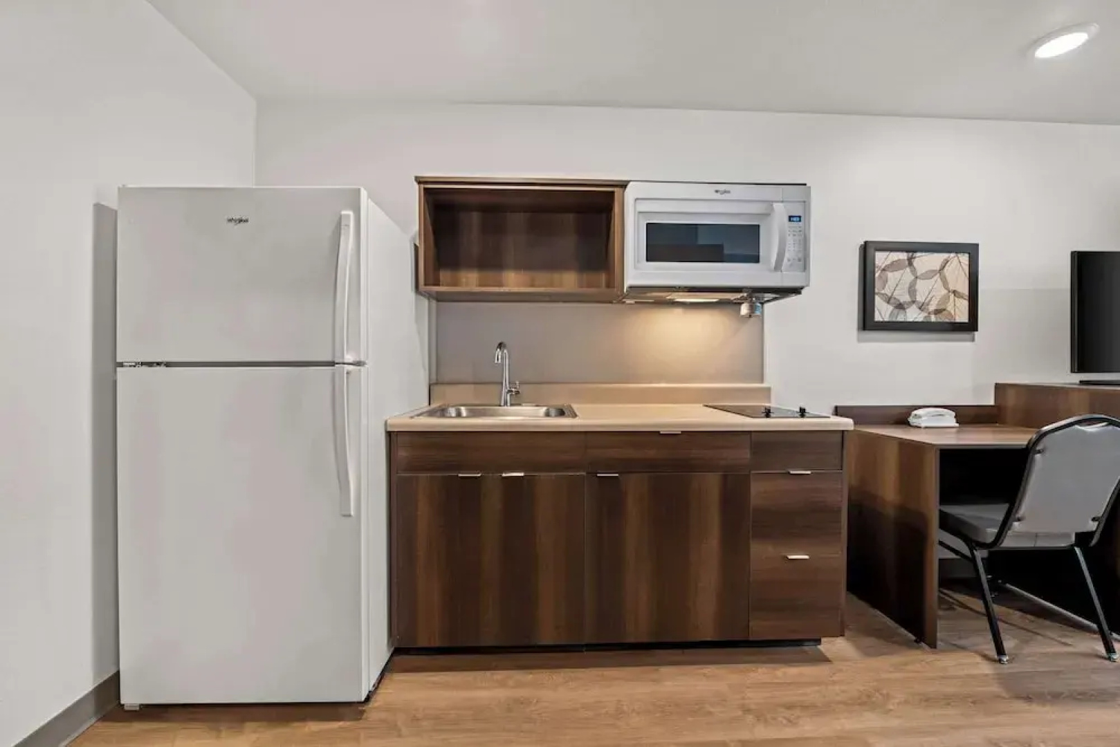 Woodspring Suites Loves Park Rockford
