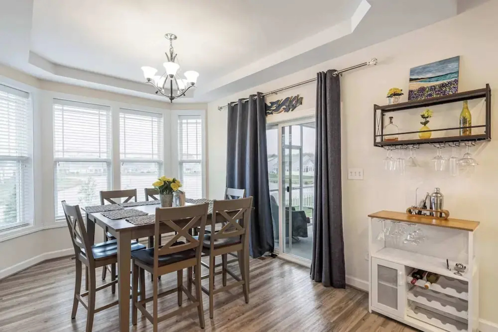 Wild Air Getaway For 12!