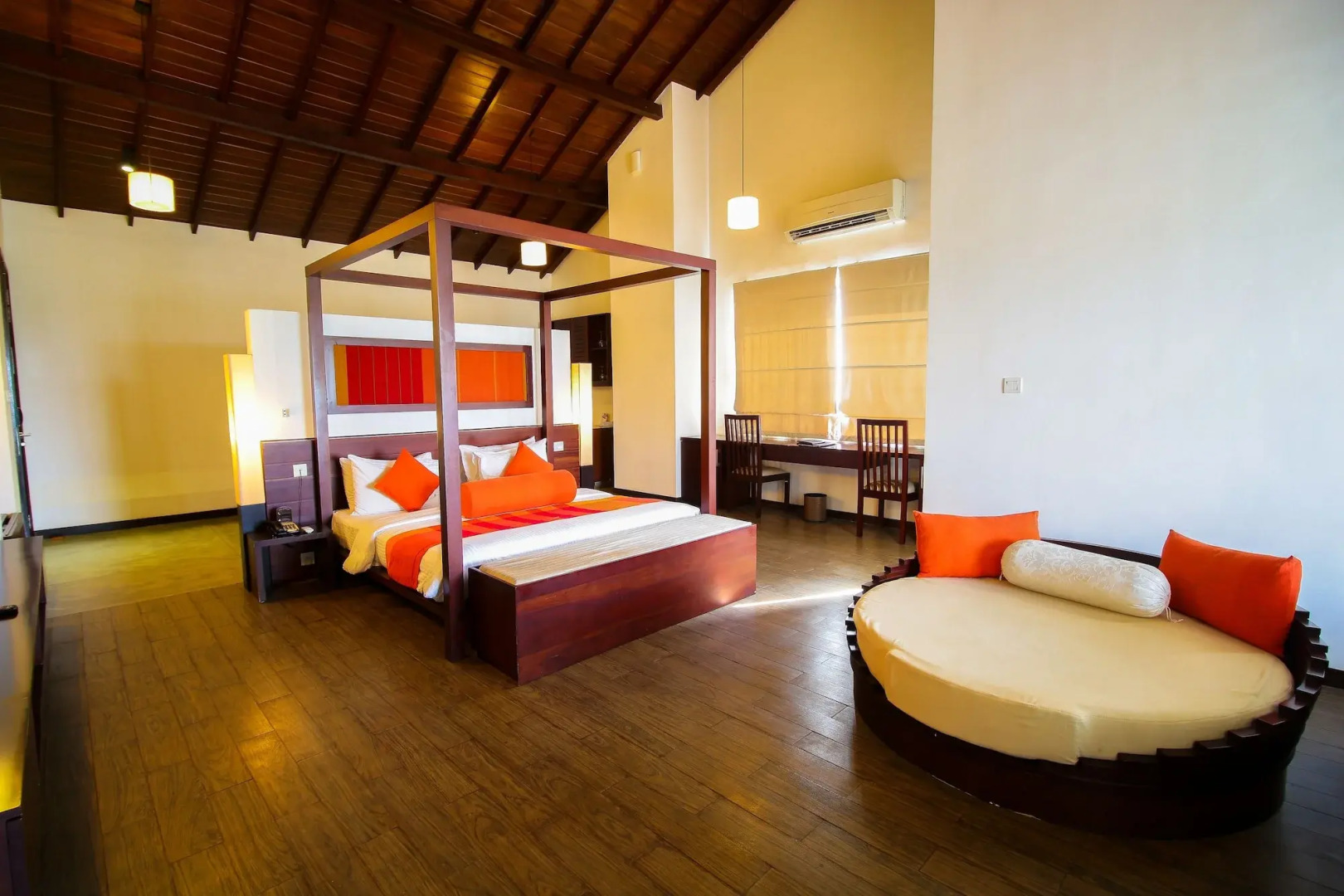 Отель The Calm Resort & Spa