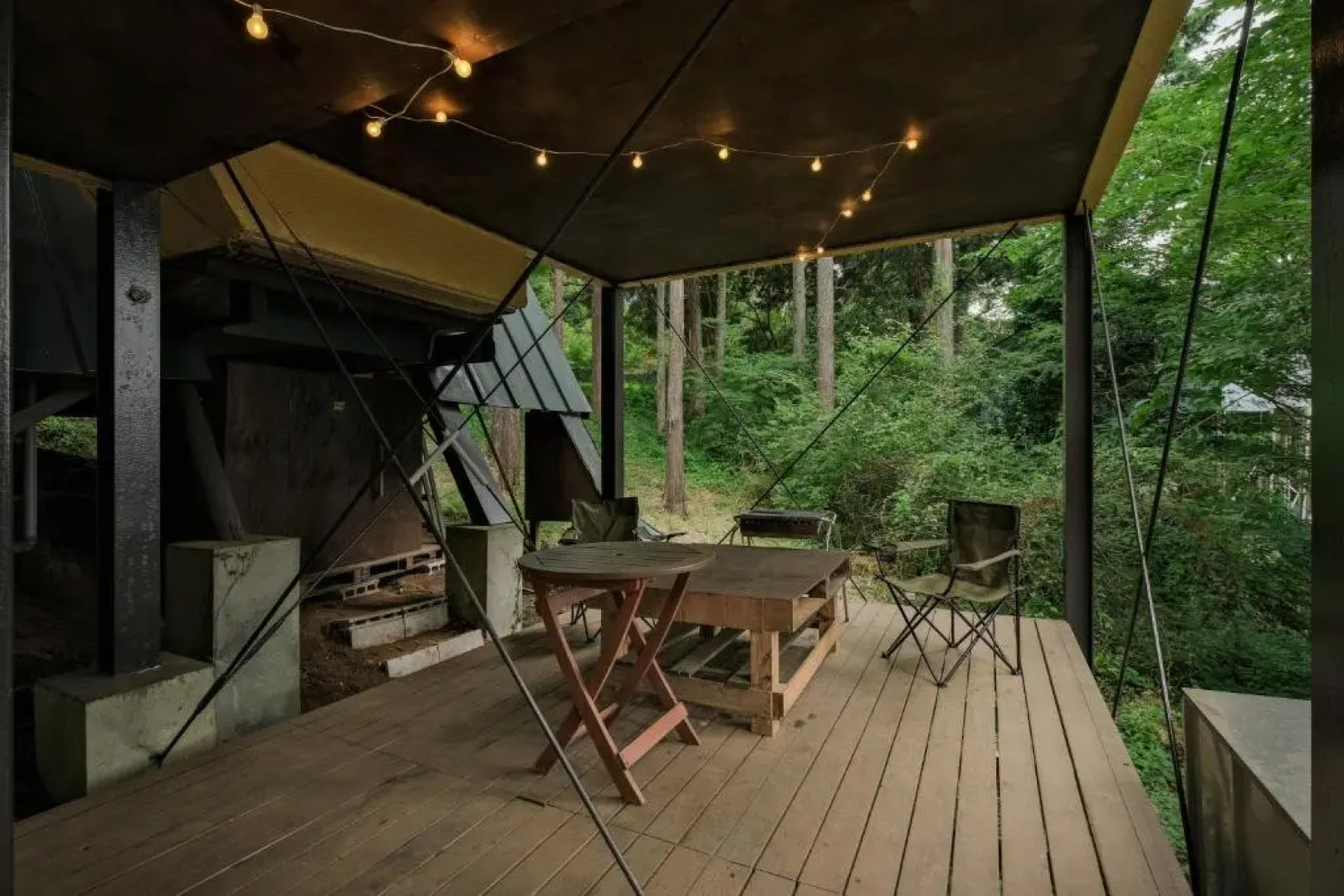 南箱根ツリーハウス