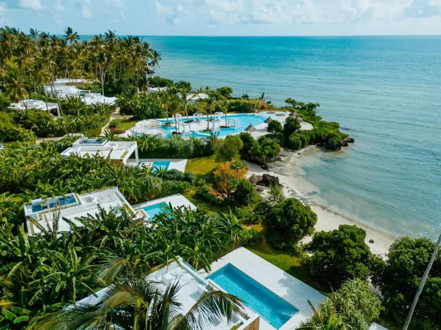 Курортный отель Ycona Luxury