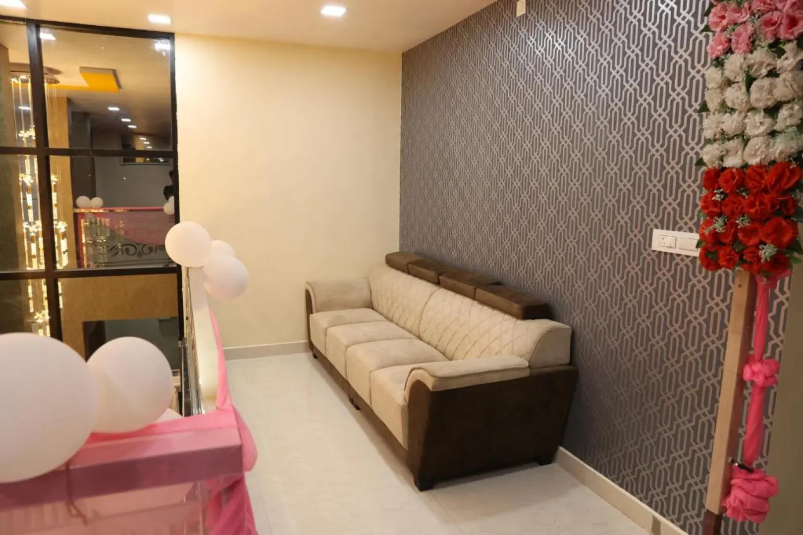 Sunshine International Boarding & Lodging