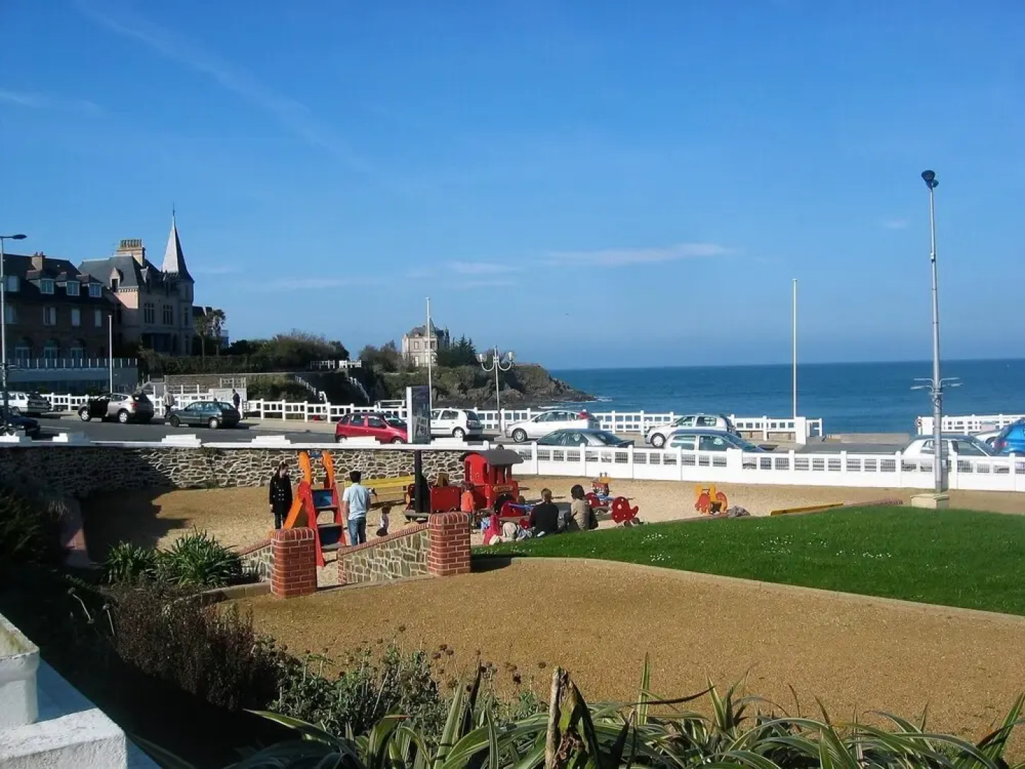 House With 3 Bedrooms in Saint-quay-portrieux, With Wonderful sea View and Furnished Terrace