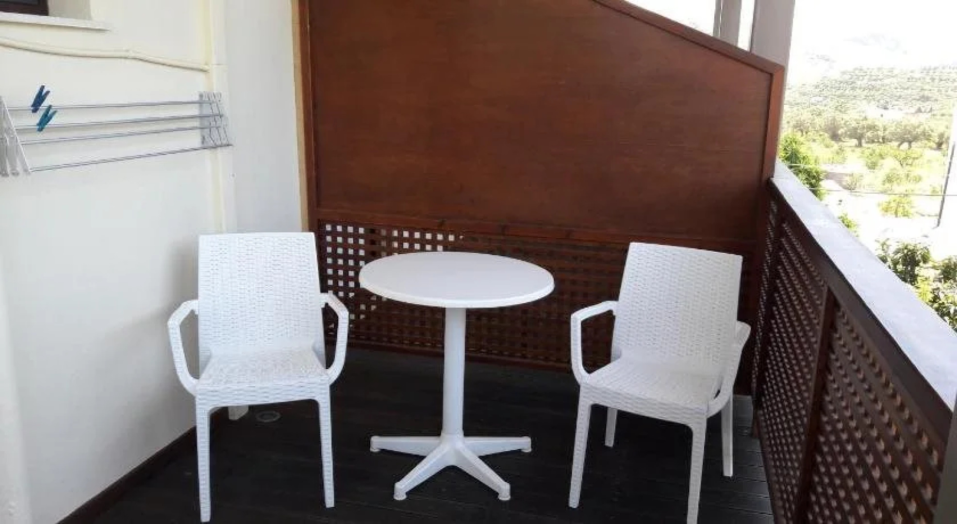 Oasis Apartments & Rooms