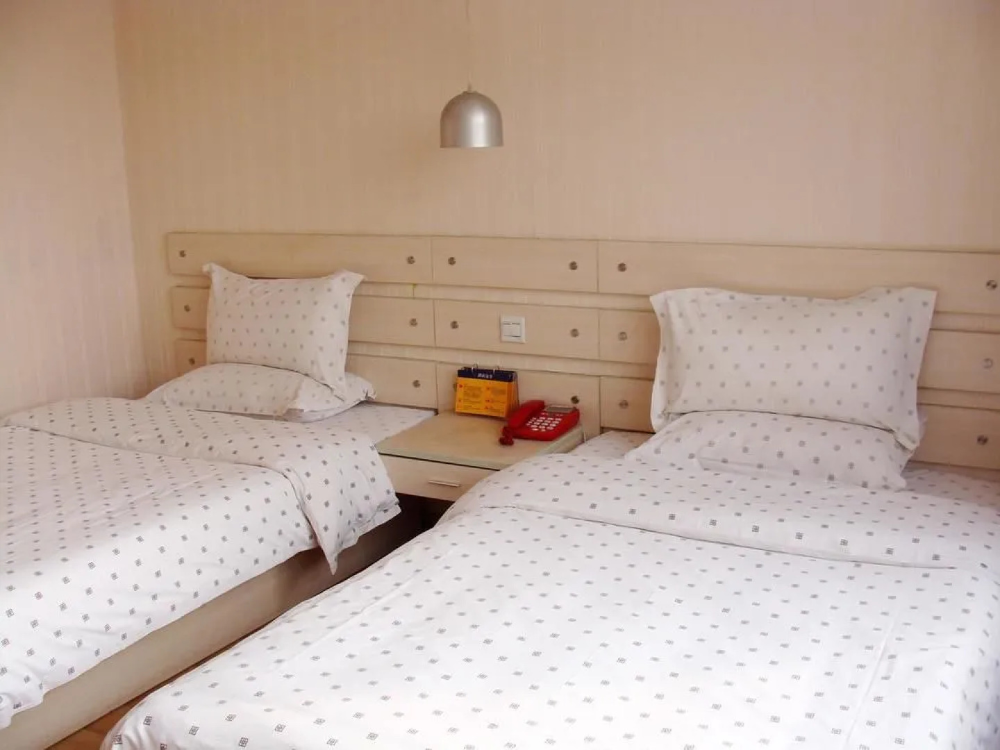 Ou La La Express Hotel Guigang