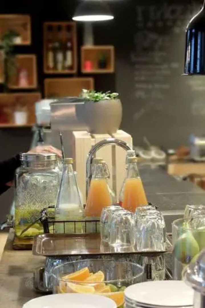 Hotel Le Val de Poix - Logis Hotel Restaurant