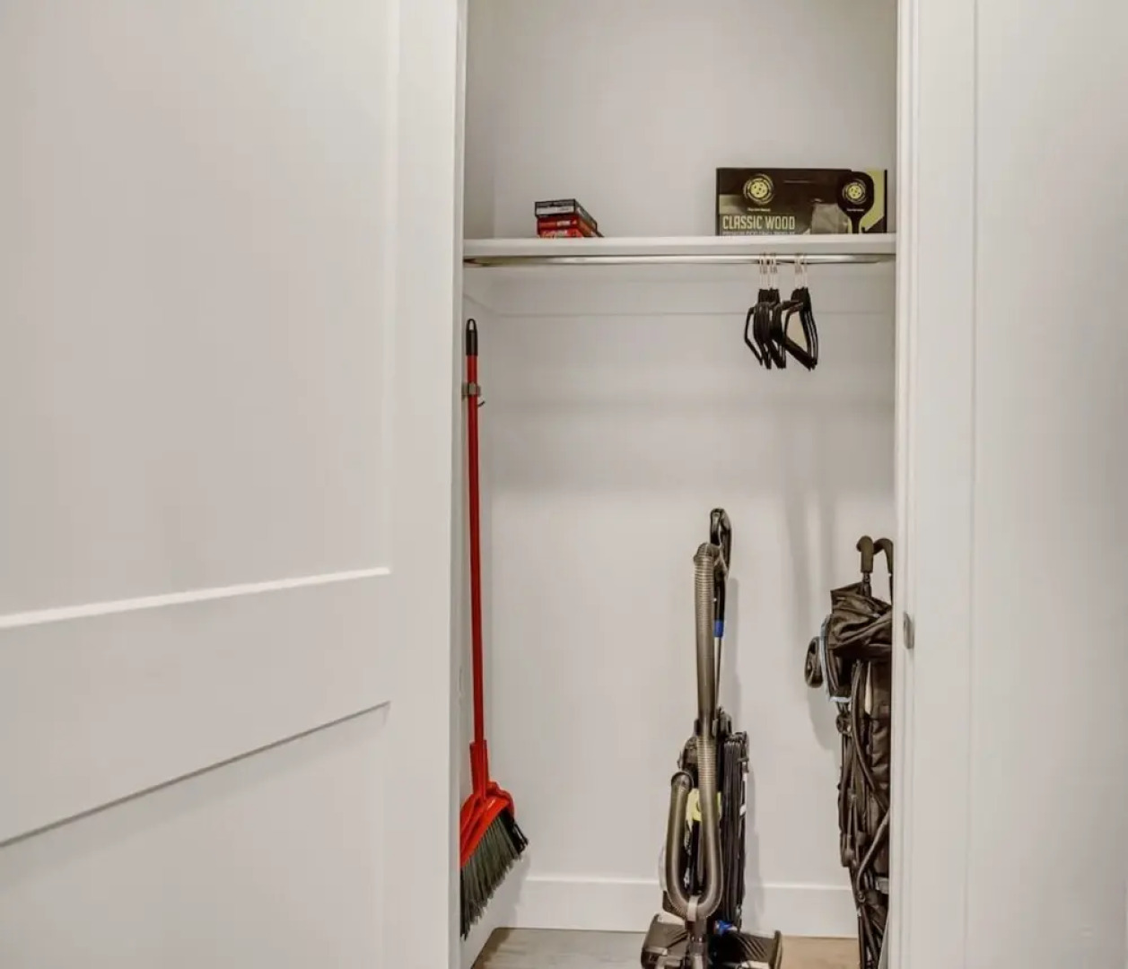 Stunning Corporate Housing - Hill Afb - Davis Conf