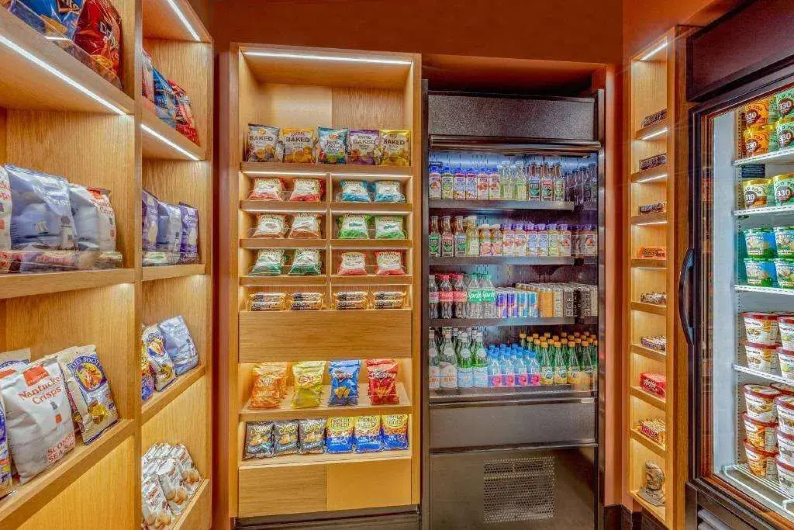 Pennyweight Hotel Boston, Curio Collection by Hilton