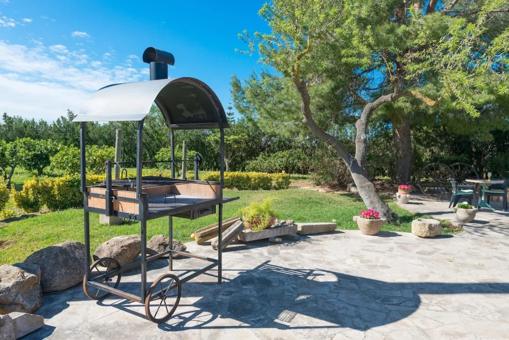 ES Cantó DES Morés