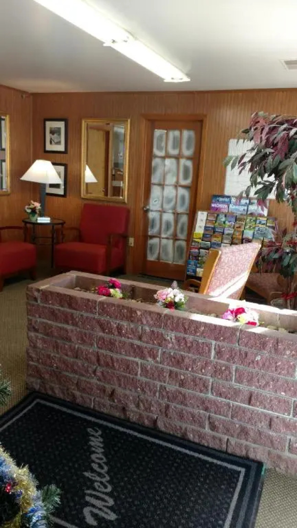 1st Inn By OYO Quinter Hwy 70 KS