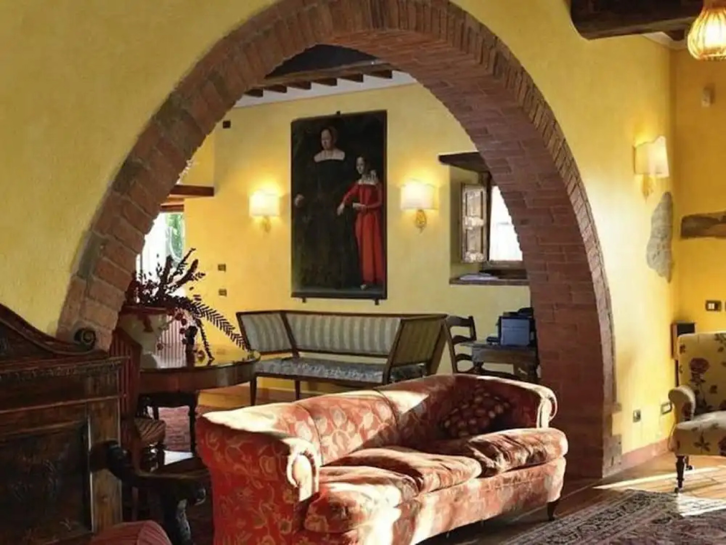 Tuscan Villa With Sauna