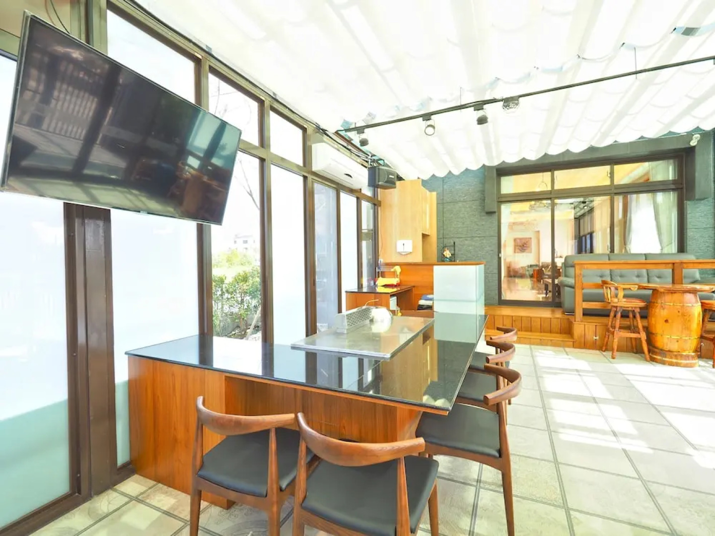 Sakura Bed and Breakfast