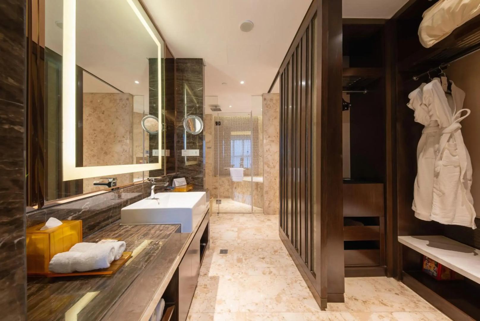 Yiwu ShangCheng Hotel