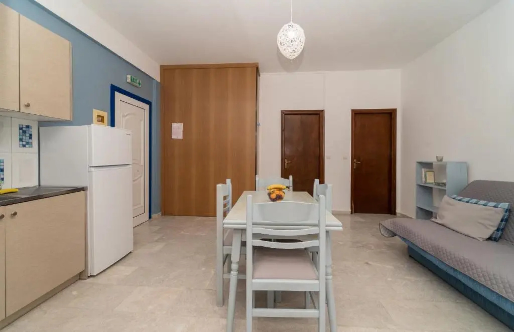 Blue Houses Apartments