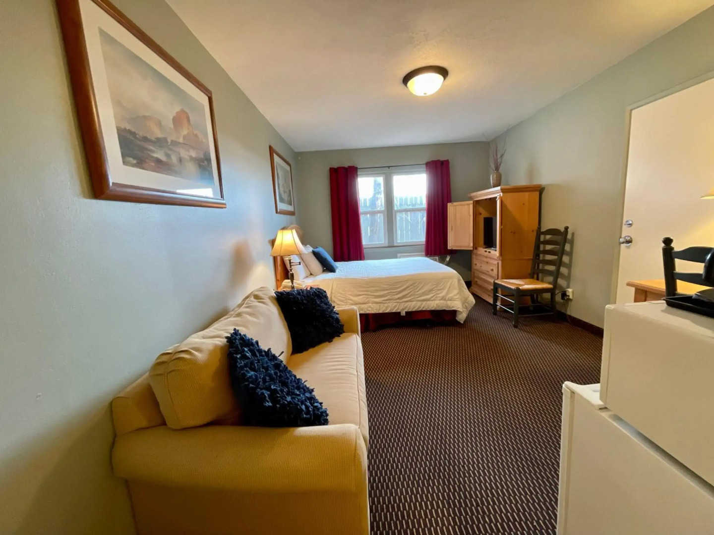 Rugged Country Lodge