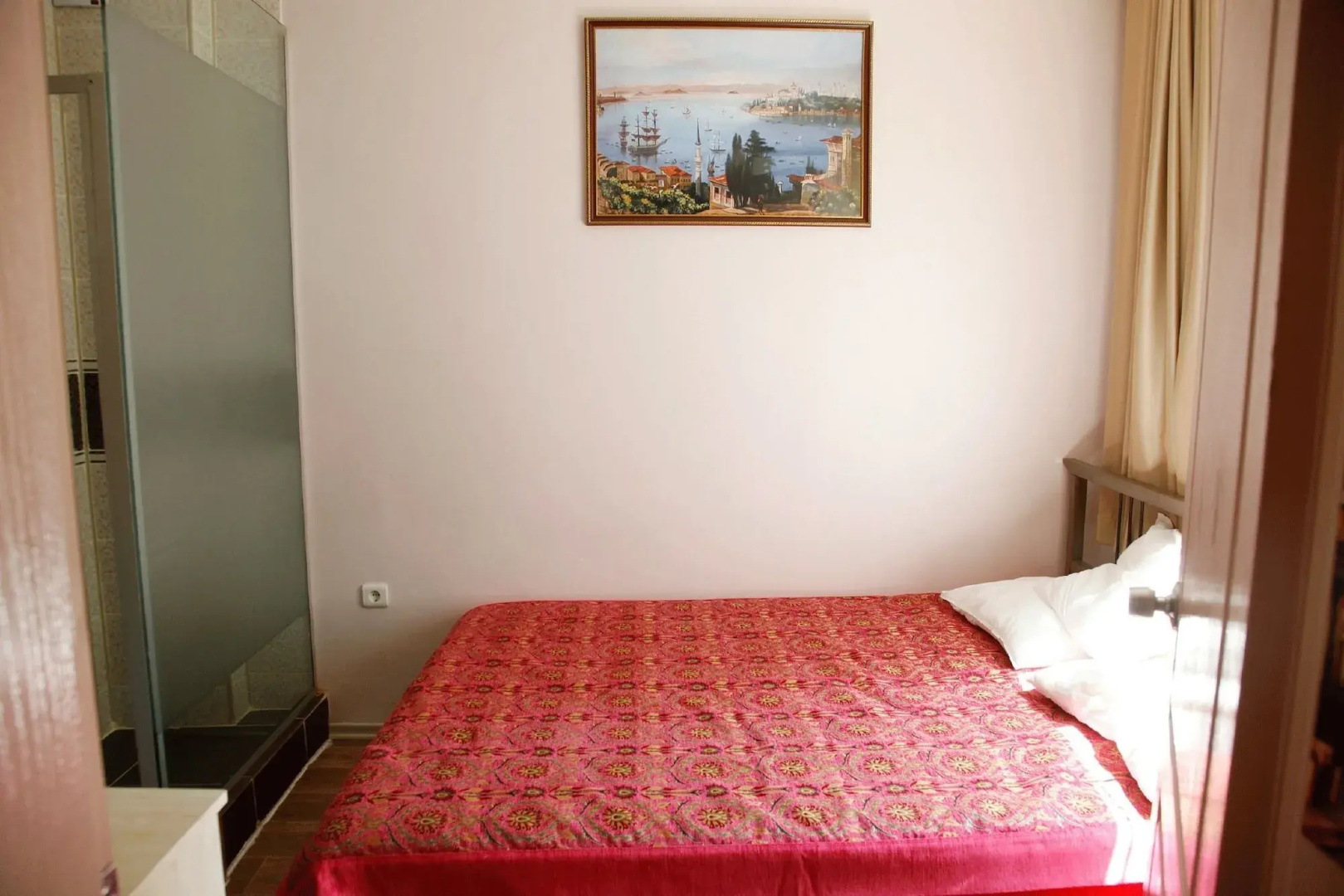 Ayroom