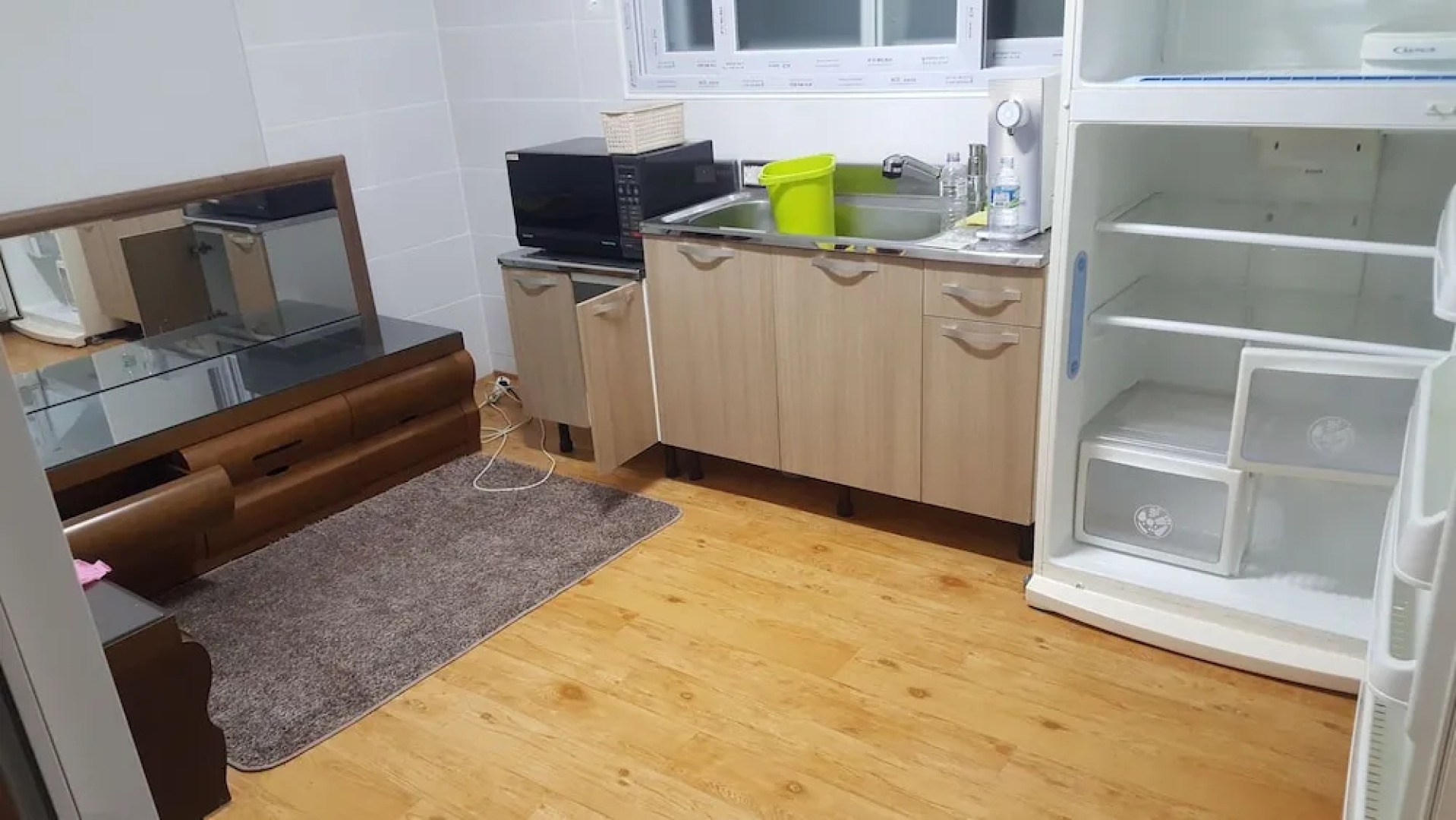 Centurial House - Hostel