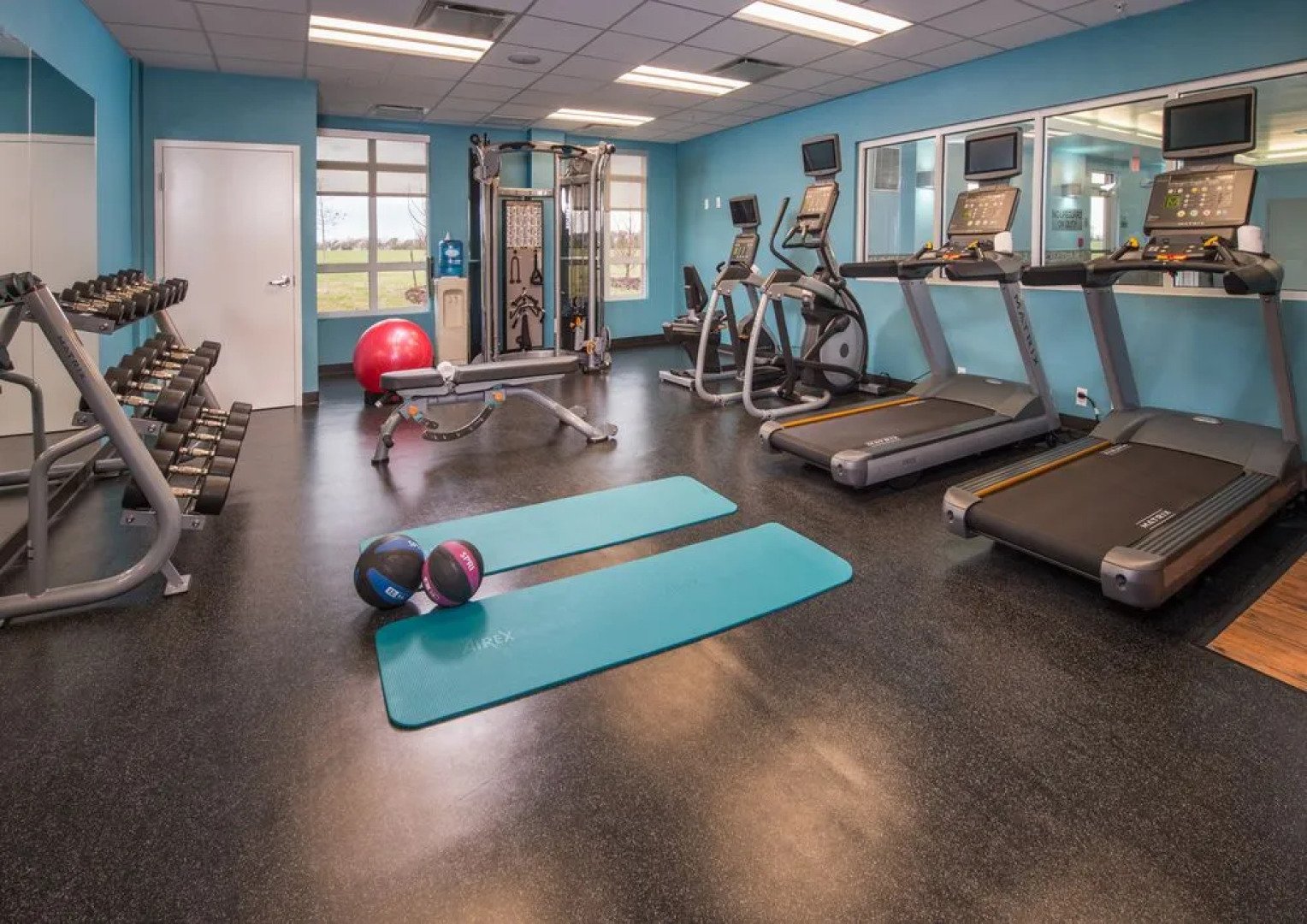 Fairfield Inn & Suites Easton