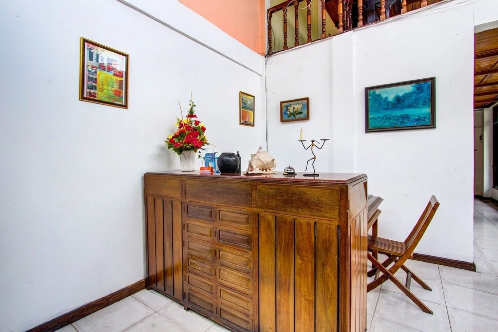 OYO 92329 Sewu Mas Hotel