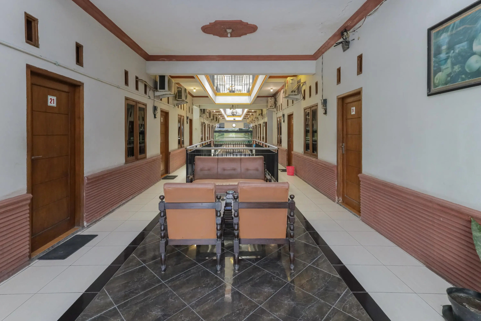 RedDoorz near Juanda International Airport 2