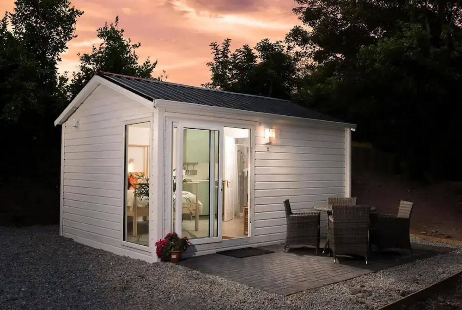 Dunmore East Glamping Cabins