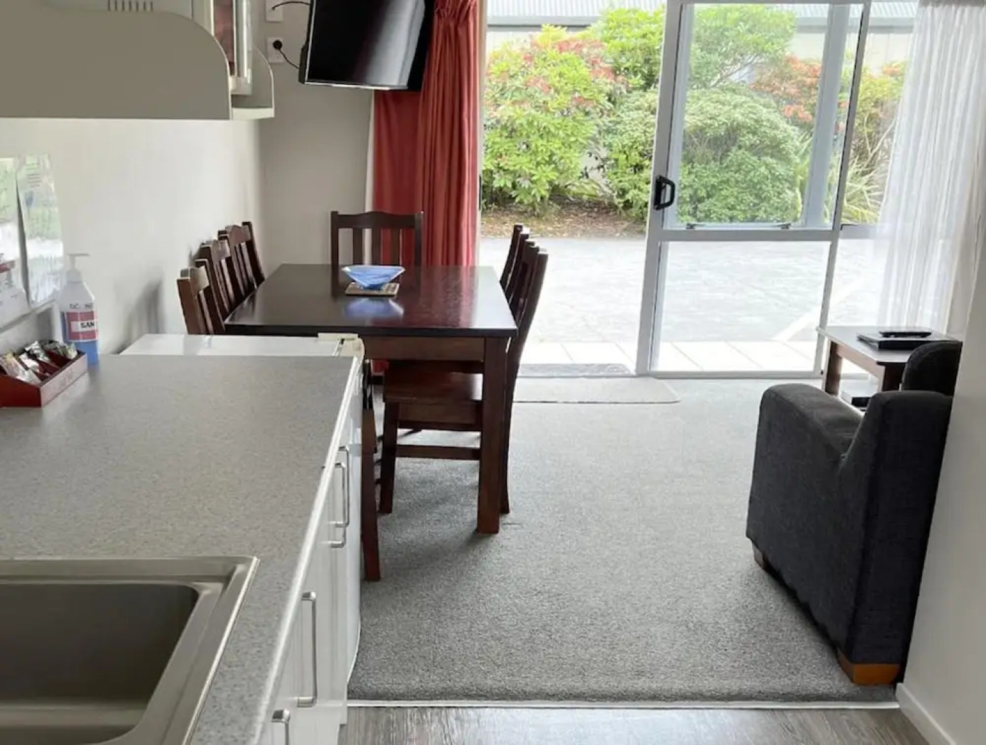 Jade Court Motor Lodge