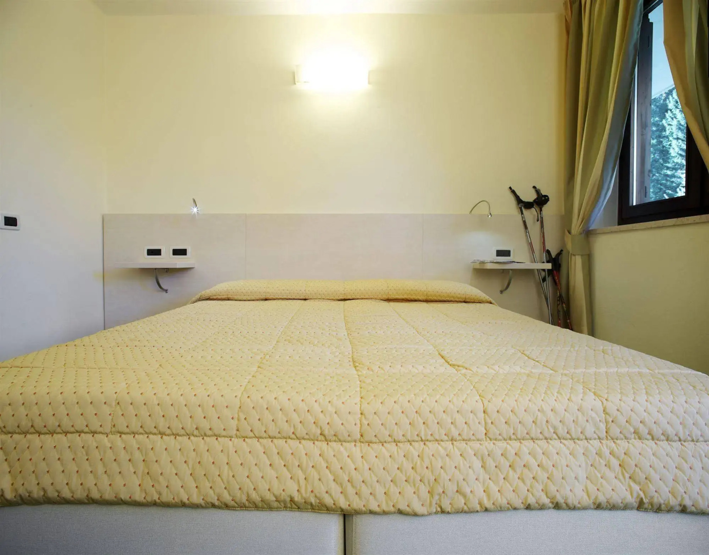 Hotel Alaska