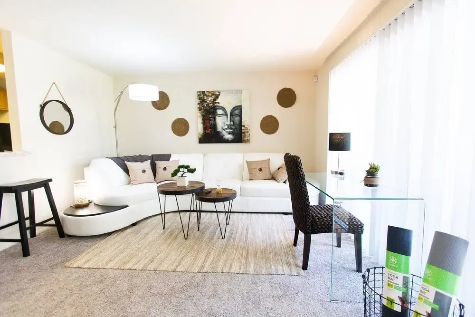 Find Your Zen: Peaceful Getaway in Trendy City of the Arts