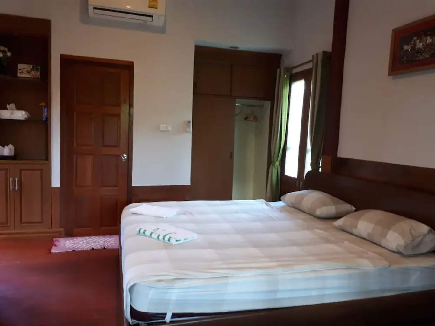 Baan Suansabaijai Resort