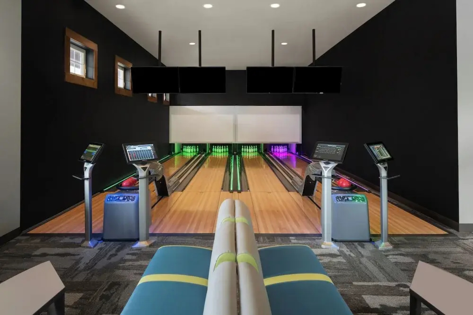 Jellystone Park at Larkspur