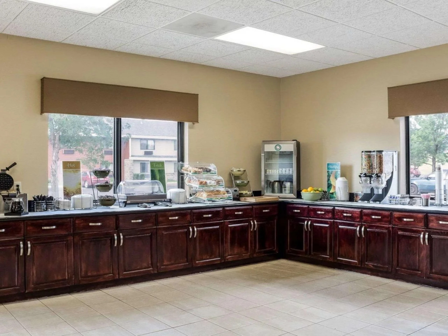 Quality Suites Near West Acres