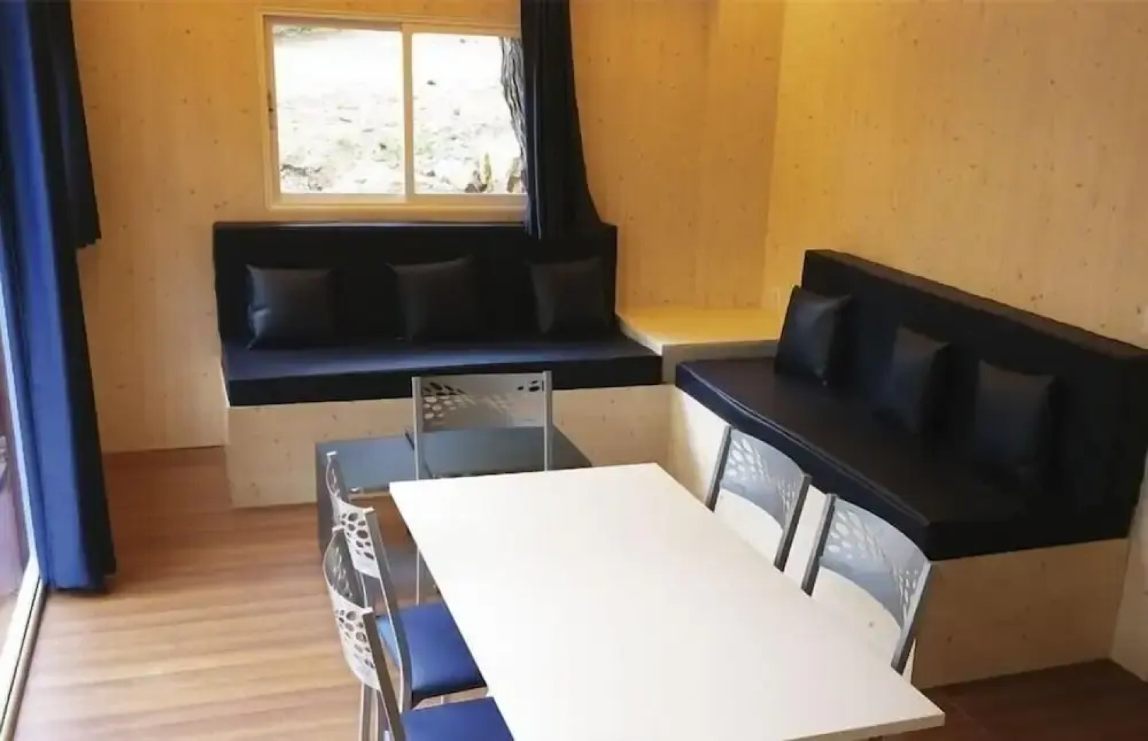 Camping Cala Montgó