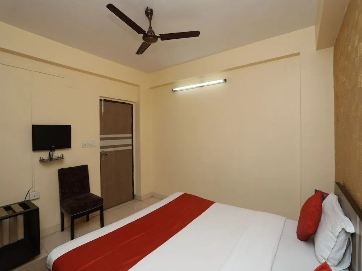 OYO 16394 Prantik Guest House