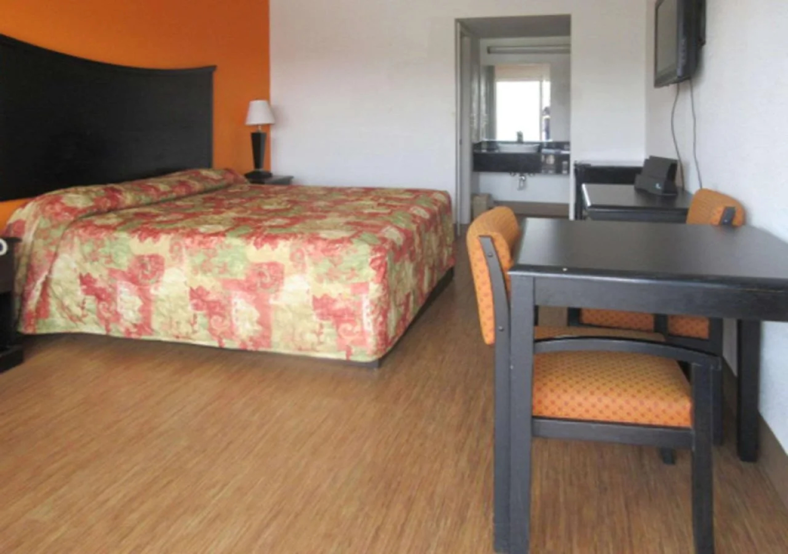Americas Best Value Inn Metropolis