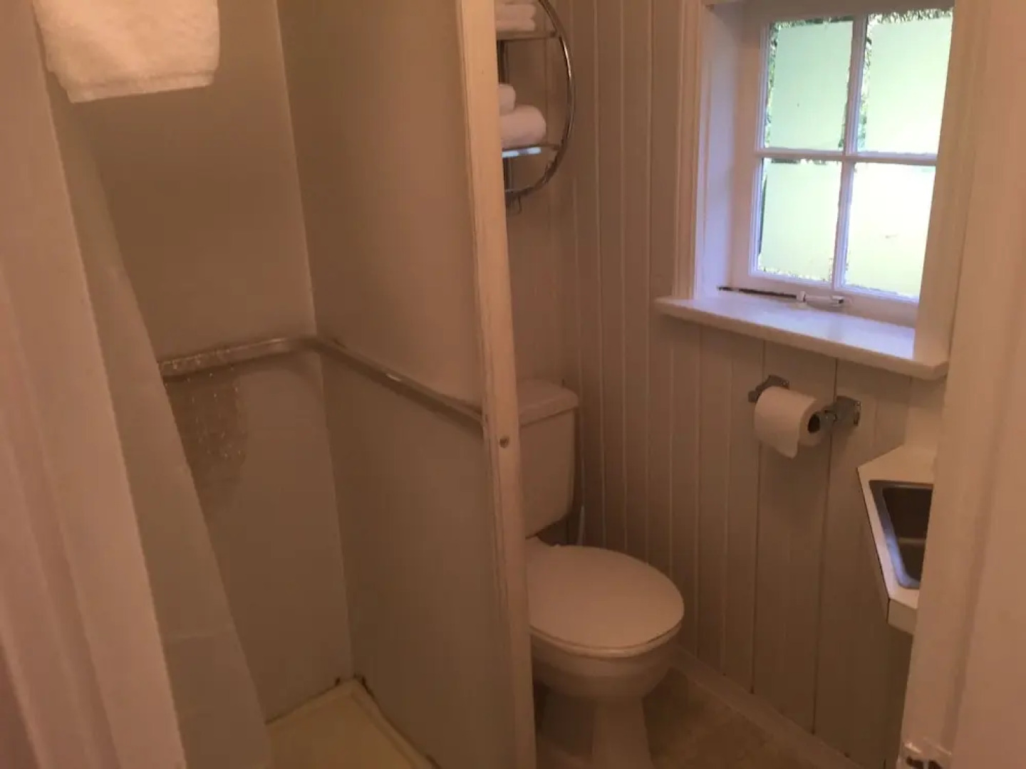 Lakeshore on Salt Spring