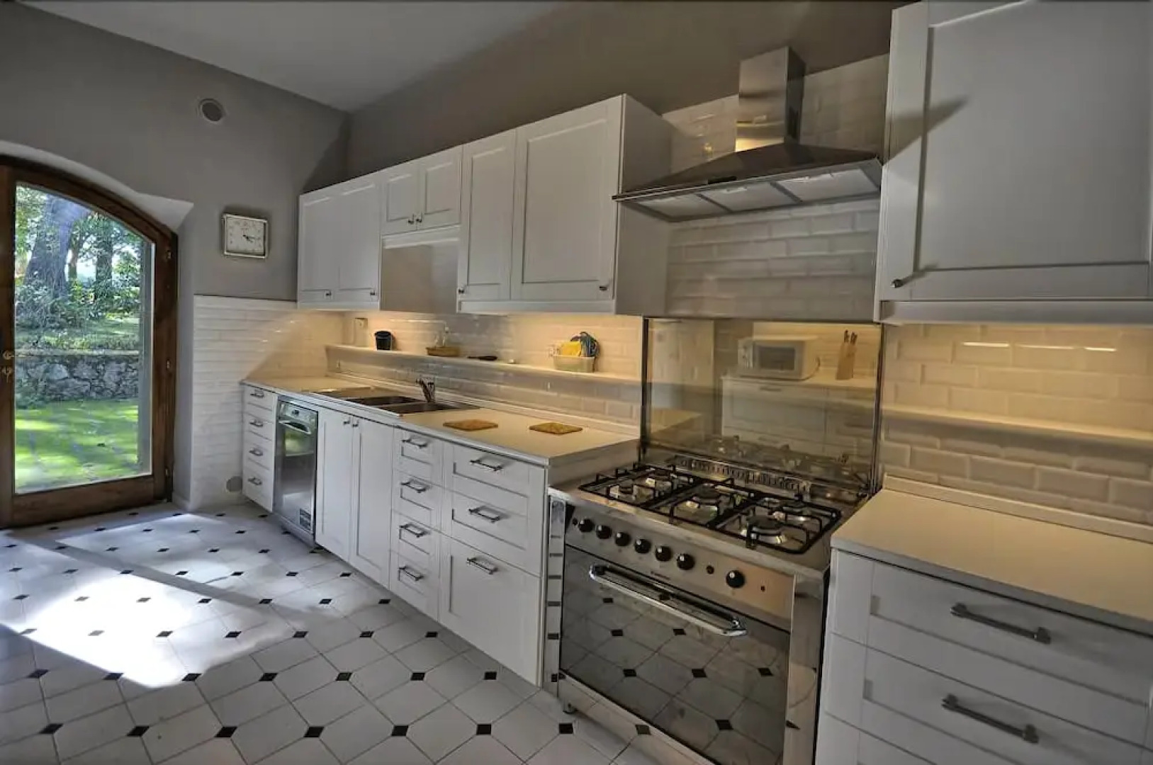 Verdidea - VILLA EUGENIA